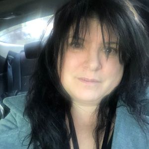 Meet your Posher, Michele